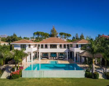 Villa for sale in Guadalmina Baja, Guadalmina - R3252643