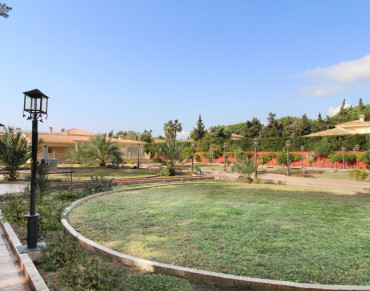 Villa for sale in Guadalmina Baja, Guadalmina - R3333502