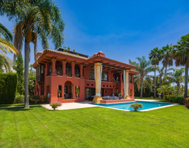 Villa for sale in Marbella Golden Mile, Marbella - KSSIR-26690P