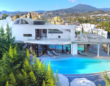 Villa for sale in Nueva Andalucia - DM3925-01