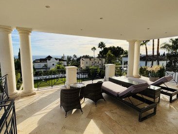 Villa in Marbella — photo 2