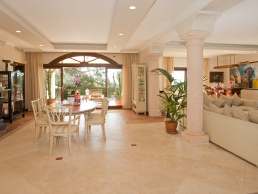 Villa in Marbella — photo 6