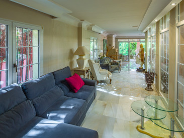 Villa in Marbella — photo 4