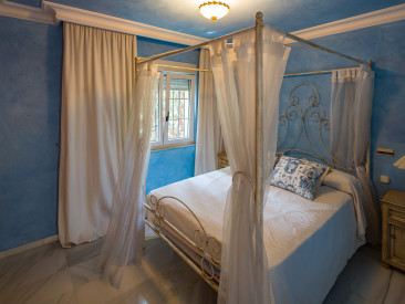Villa in Marbella — photo 5