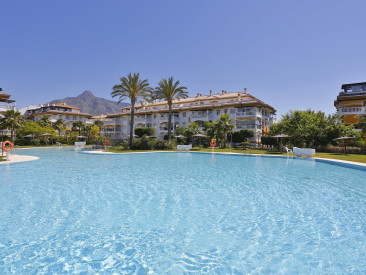 Apartment in Marbella — photo 4
