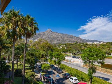 Apartment in Marbella — photo 5