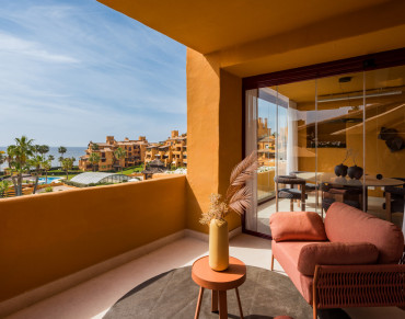 Apartment for sale in Estepona East - 209-02910P