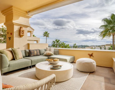 Apartment for sale in Nueva Andalucia, Albatross Hill, Marbella - HRB-01407P