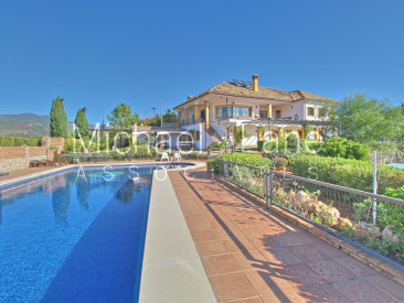 Finca in Estepona