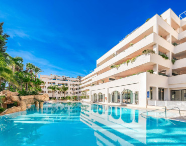 Apartment for sale in Marbella Golden Mile, Beach Side Golden Mile, Marbella - W-047T1U