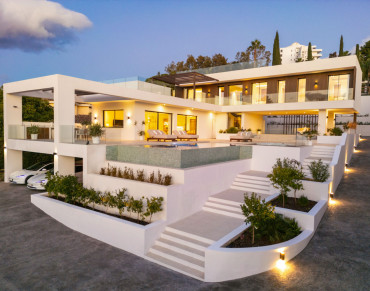 Villa for sale in El Paraiso - HRB-01427P