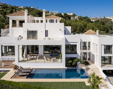 Villa for sale in Los Altos de los Monteros - BEMV1269