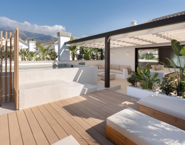 House for sale in Marbella Golden Mile, Las Lomas del Marbella Club, Marbella - W-046IJE