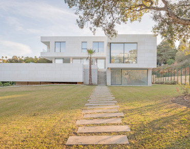 Villa for sale in Sotogrande Alto, Zona F, Sotogrande - HSN6-1350