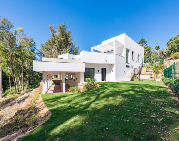 Villa for sale in Sotogrande Alto, Zona F, Sotogrande - HSN6-1438
