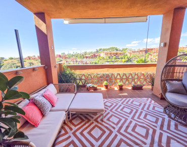 Apartment for sale in Marbella East, La Reserva de Marbella, Marbella - S5117023