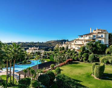 Apartment for sale in Los Arqueros, Benahavís - W-047WLK