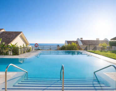 Apartment for sale in Marbella East, Los Altos de los Monteros, Marbella - W-047NGJ