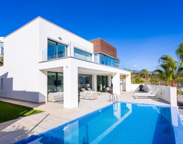 Villa for sale in Cala de Mijas - ST6216