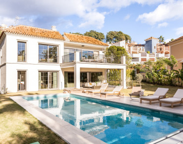 Villa for sale in Los Arqueros, Benahavís - 145521
