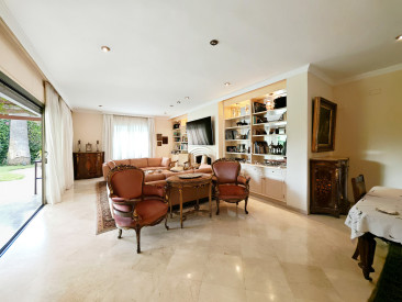 Villa in Marbella — photo 2