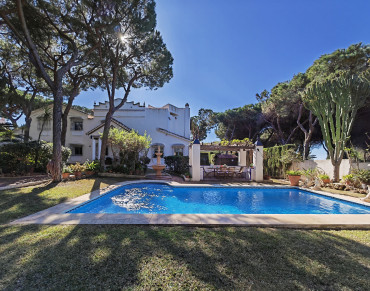 Villa for sale in Marbella East, Marbesa, Marbella - BEMV1348