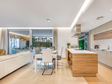 Apartment in Marbella — photo 4