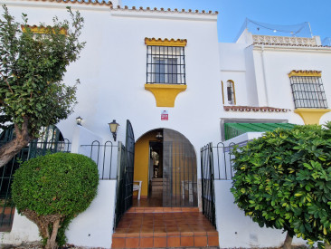 Town House in Casares — photo 4