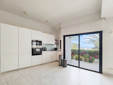 Apartment in Marbella — photo 6