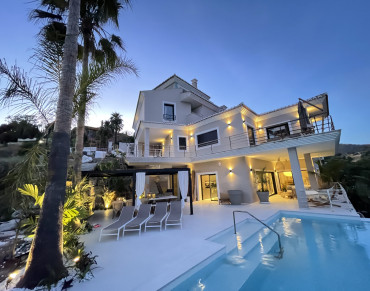 Villa for sale in Marbella East - BEMV1247