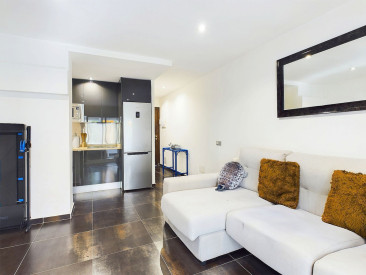 Apartment in Estepona — photo 2