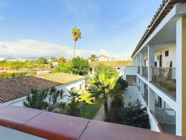 Apartment in Estepona — photo 3