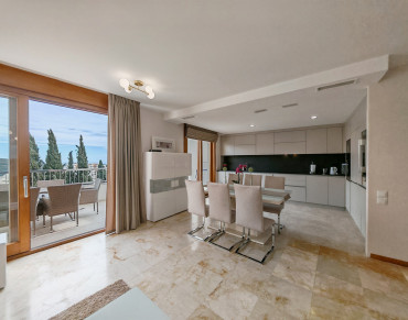 Ground Floor Duplex for sale in Lomas de los Monteros - BEMA1506