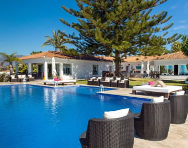 House - Detached Villa for sale in Elviria - R4762528
