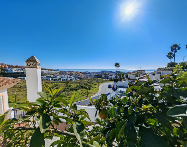 Villa for sale in Riviera del Sol - BEMV1514