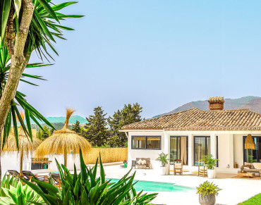 Villa for sale in Estepona West, Don Pedro, Estepona - TMRV11416