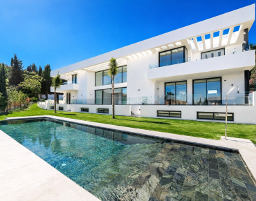 Villa for sale in Paraiso Alto - W-0480HP