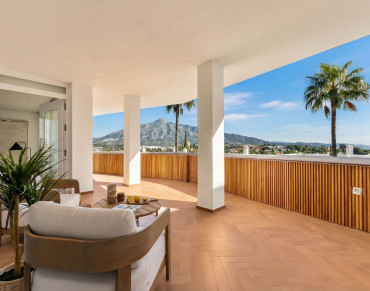 Apartment for sale in Nueva Andalucia, Marbella - W-048JTP