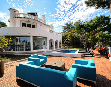 Villa for sale in Sitio de Calahonda, Mijas Costa - BEMV1516