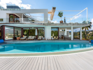 Villa in Marbella — photo 2