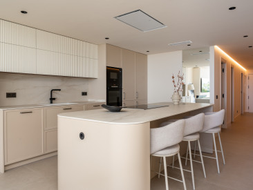 Apartment in Marbella — photo 2