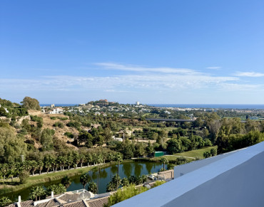 Penthouse for sale in La Quinta - EJ1352