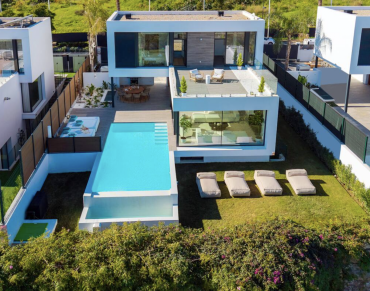 Villa for sale in Estepona East, El Paraiso, Estepona - HRB-01436P