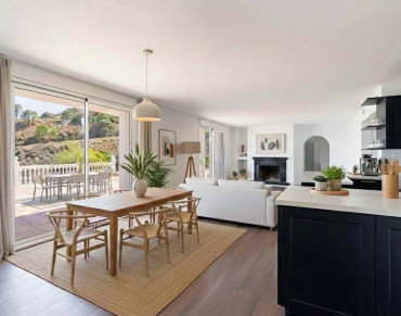 Fully Refurbished Finca for sale in Estepona