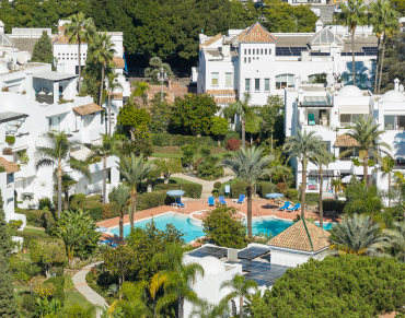Apartment for sale in Alhambra del Mar - 323991