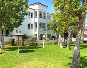 Apartment for sale in Villamartín - MOVE-247