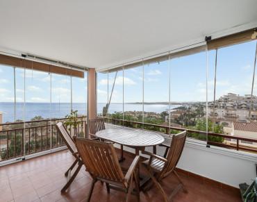 Apartment for sale in Torrequebrada, Benalmadena - ST6262
