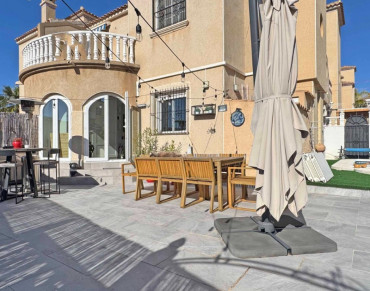 House for sale in Villamartín, Orihuela Costa - MOVE-324