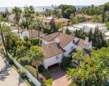 Villa for sale in Marbella East - MPV6726