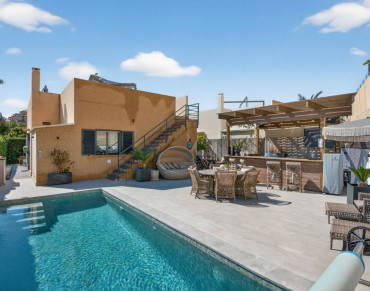 Villa for sale in La Zenia - DLS0603